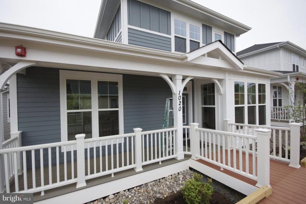 1020 Railroad Avenue, Unit 5, Falls Church, VA 22046 Main Photo