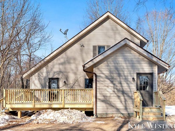 5860 S 36th Street, Climax, MI 49034