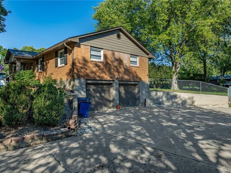 6000 Cobbleskill Court, Centerville, OH 45459 Photo 48