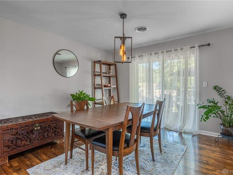 6000 Cobbleskill Court, Centerville, OH 45459 Photo 9