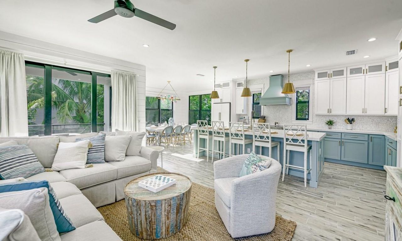 2200 Avenue B, Bradenton Beach, FL 34217 Photo