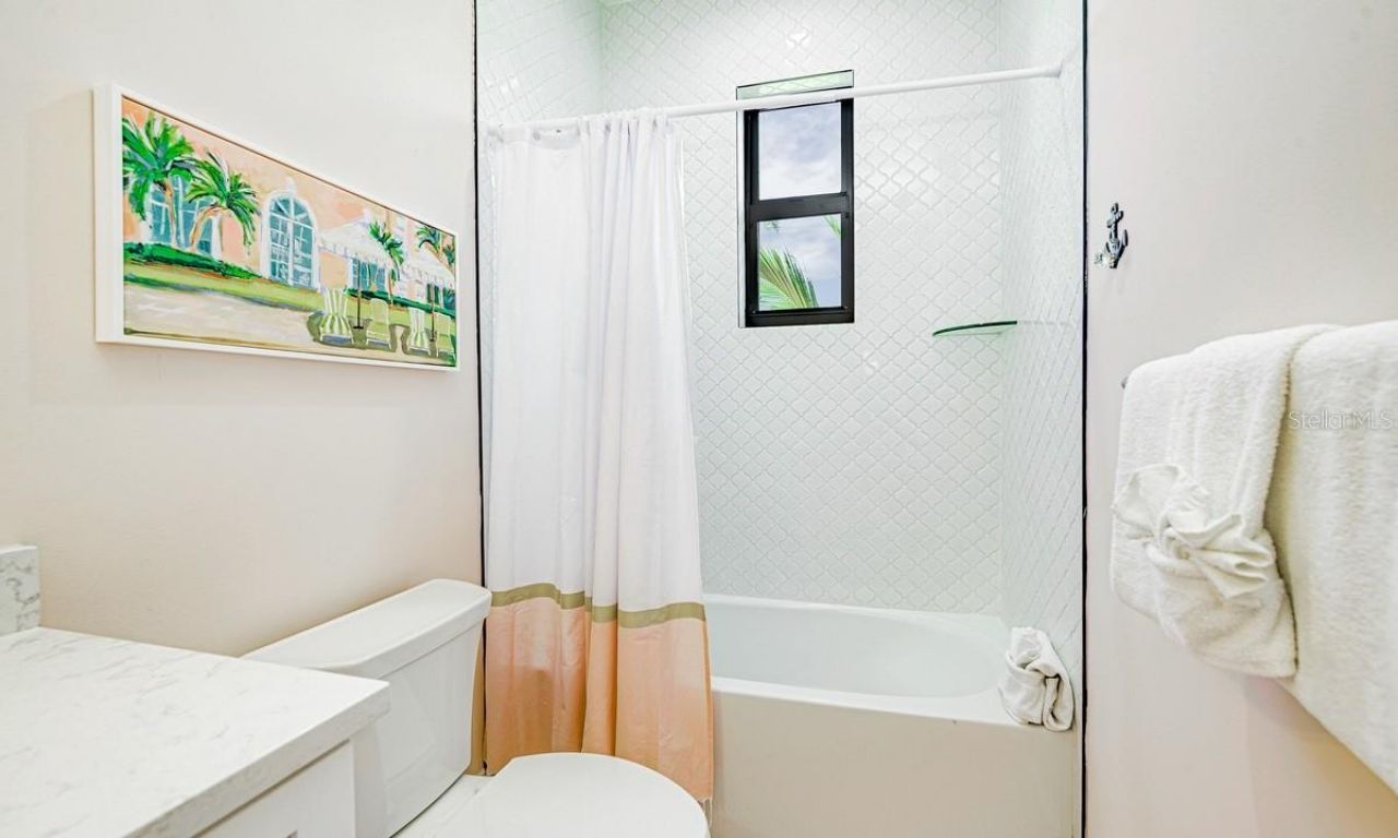 2200 Avenue B, Bradenton Beach, FL 34217 Photo