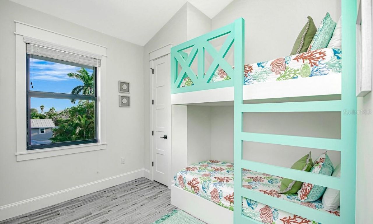 2200 Avenue B, Bradenton Beach, FL 34217 Photo