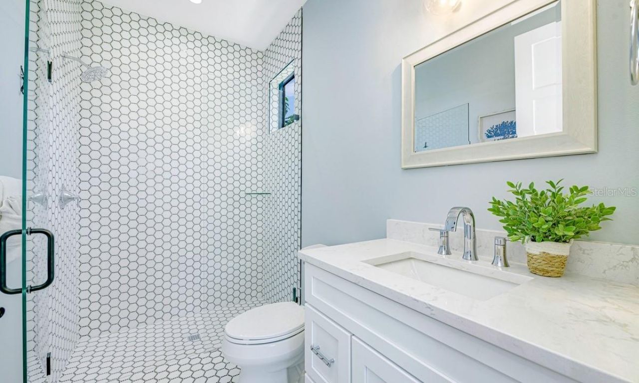 2200 Avenue B, Bradenton Beach, FL 34217 Photo