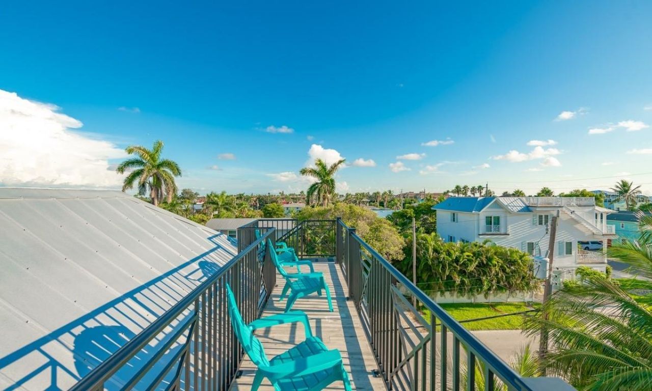 2200 Avenue B, Bradenton Beach, FL 34217 Photo