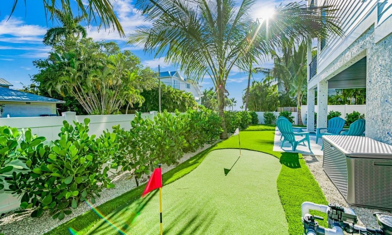 2200 Avenue B, Bradenton Beach, FL 34217 Photo