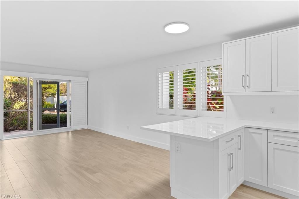 1300 Gulf Shore Blvd N, Unit 102, Naples, FL 34102 Photo