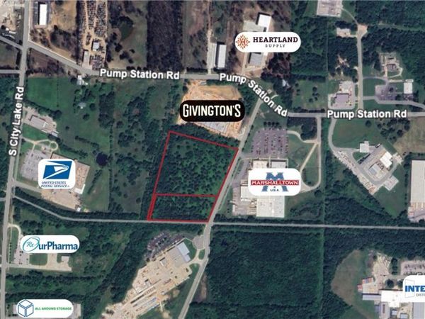 S Industrial Drive, Fayetteville, AR 72701