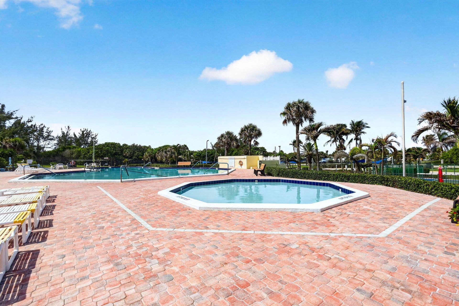 10725 S Ocean Drive, Unit 534, Jensen Beach, FL 34957 Photo