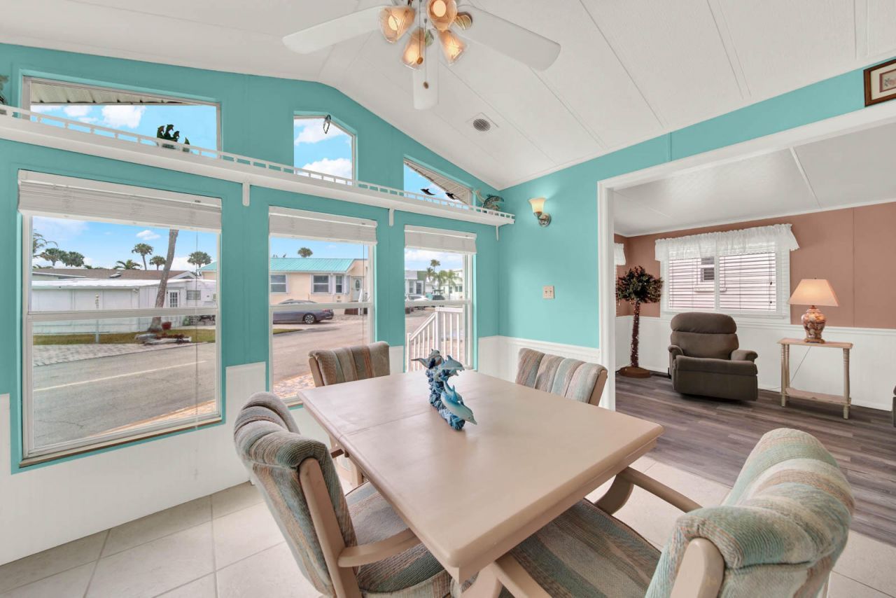 10725 S Ocean Drive, Unit 534, Jensen Beach, FL 34957 Photo