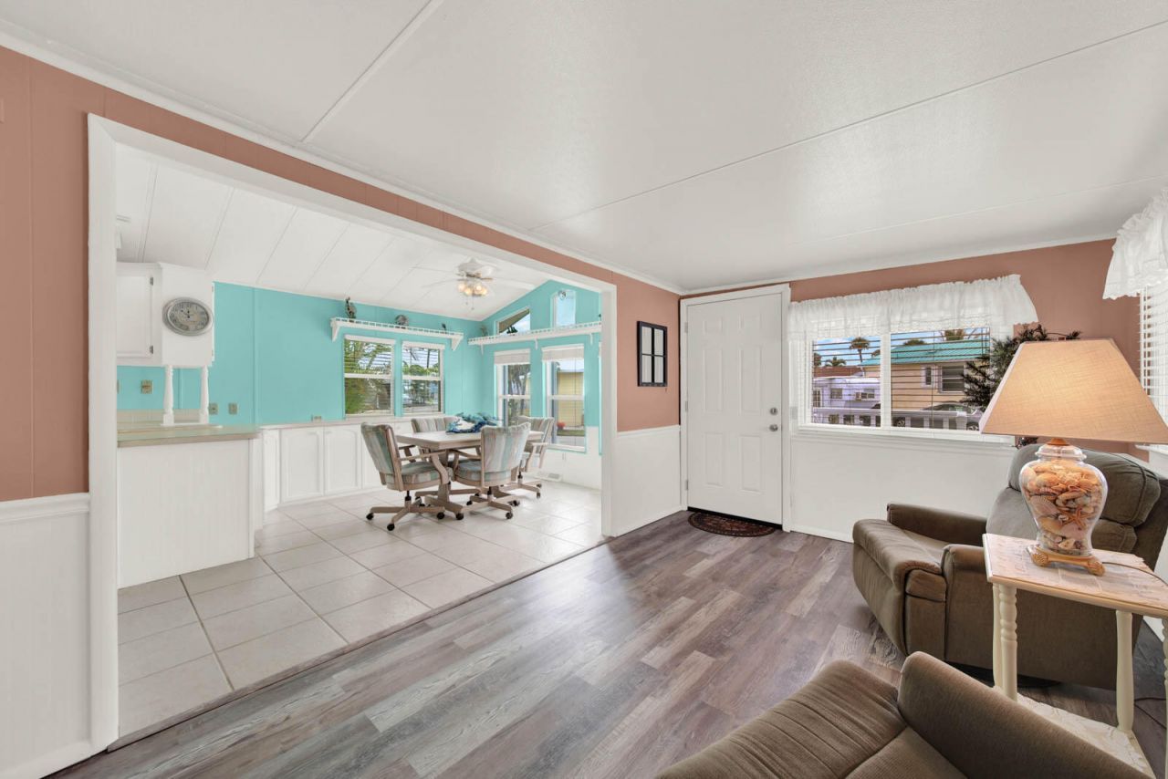 10725 S Ocean Drive, Unit 534, Jensen Beach, FL 34957 Photo