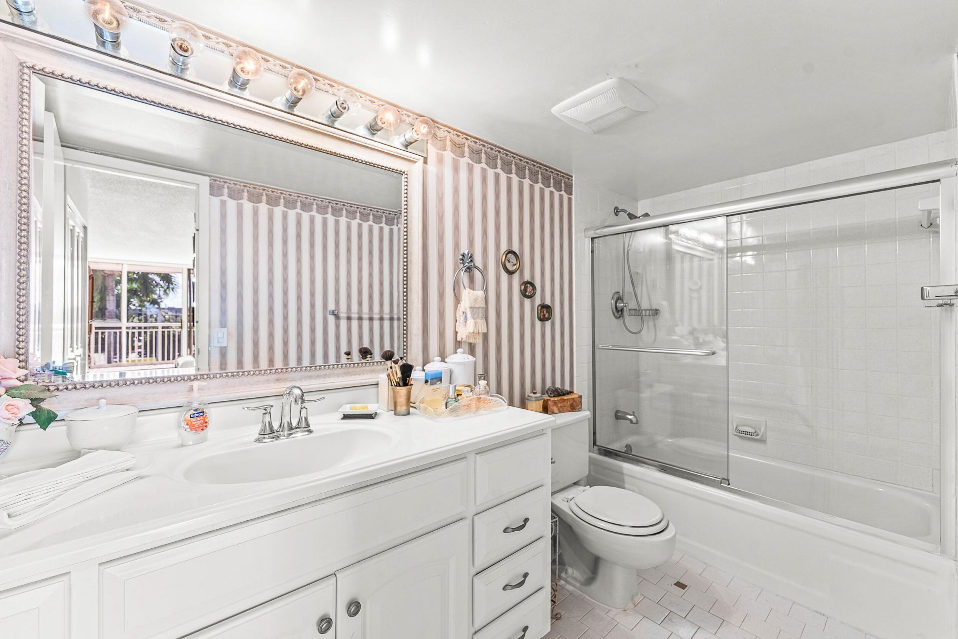 3546 S Ocean Boulevard, Unit 317, South Palm Beach, FL 33480 Photo