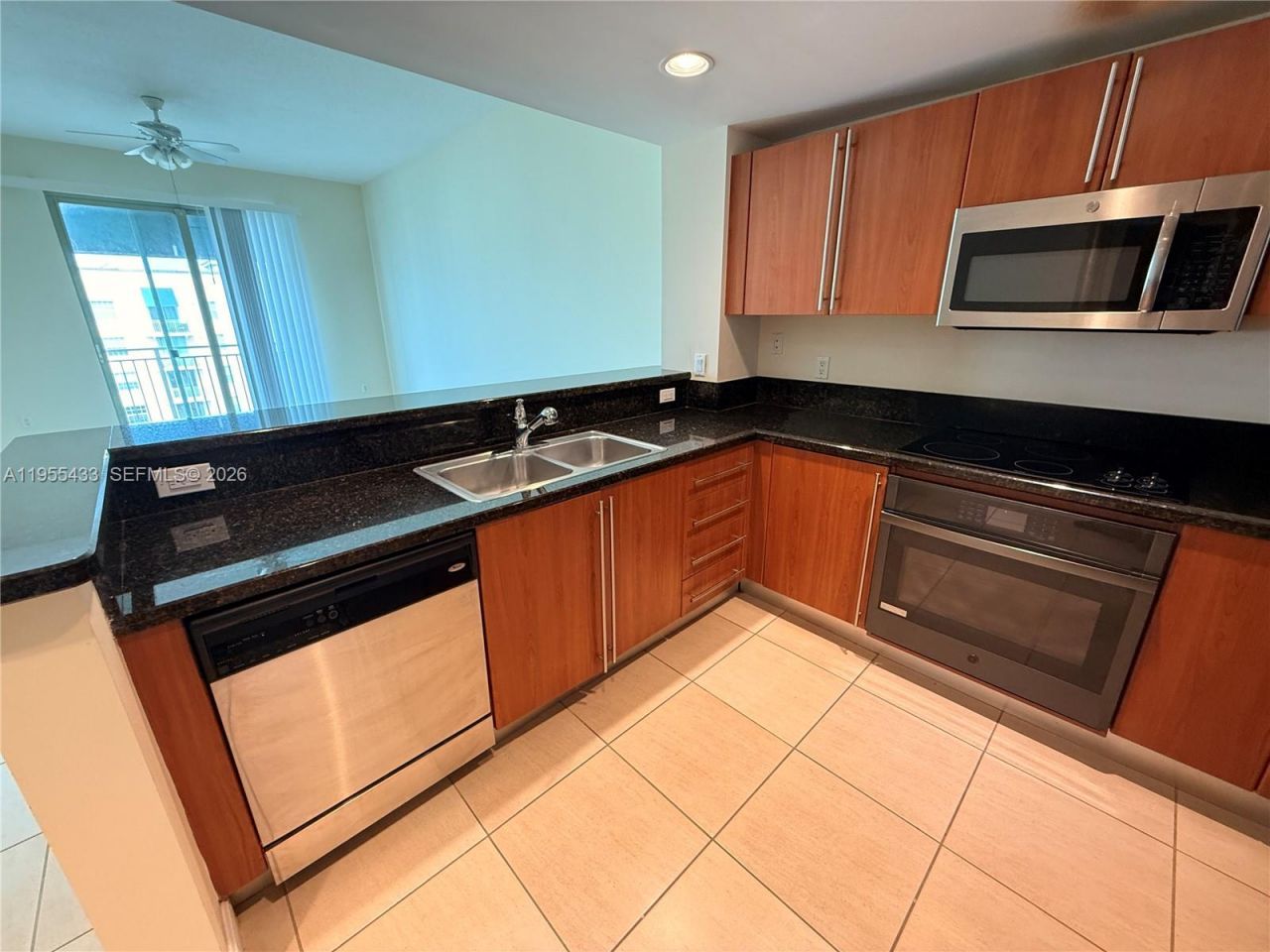 610 Clematis St, Unit 825, West Palm Beach, FL 33401 Photo