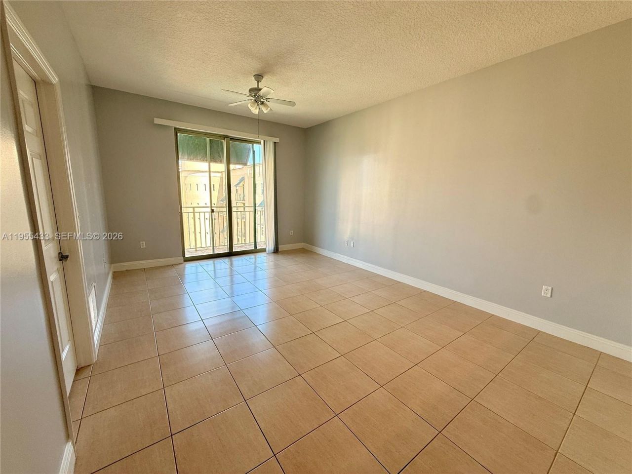 610 Clematis St, Unit 825, West Palm Beach, FL 33401 Photo