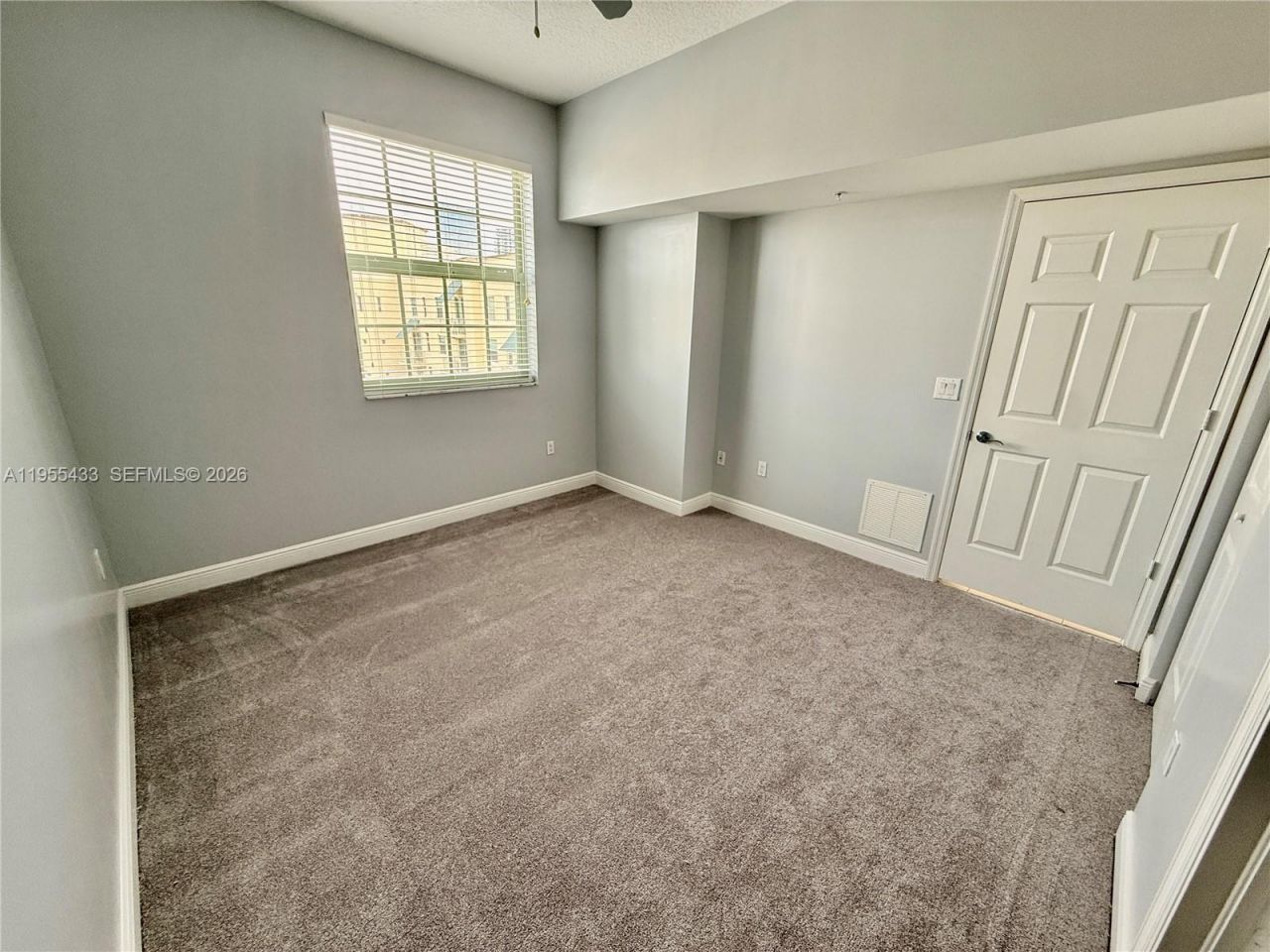 610 Clematis St, Unit 825, West Palm Beach, FL 33401 Photo