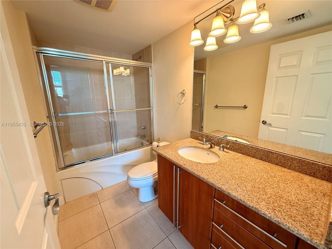 610 Clematis St, Unit 825, West Palm Beach, FL 33401 Photo