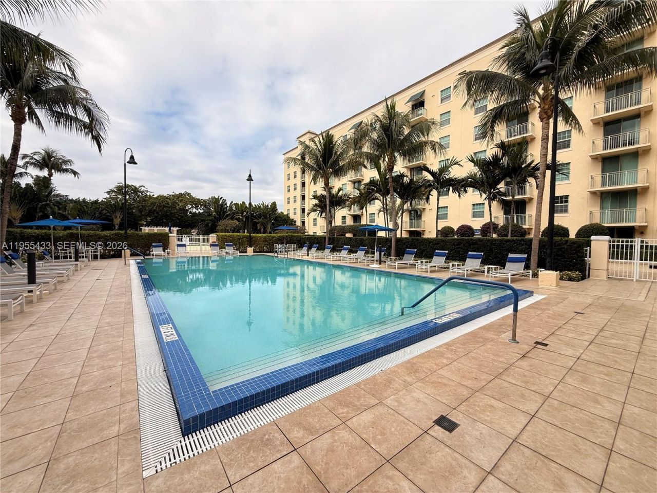 610 Clematis St, Unit 825, West Palm Beach, FL 33401 Photo