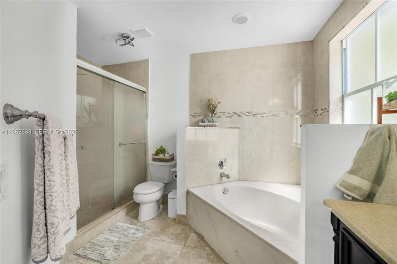 1820 Vista Way, Margate, FL 33063 Photo