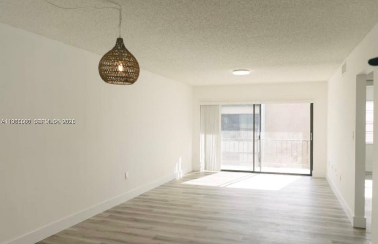 8287 SW 128th St, Unit 210, Pinecrest, FL 33156 Photo