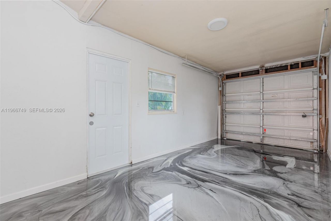 2916 Hawthorne St, Sarasota, FL 34239 Photo