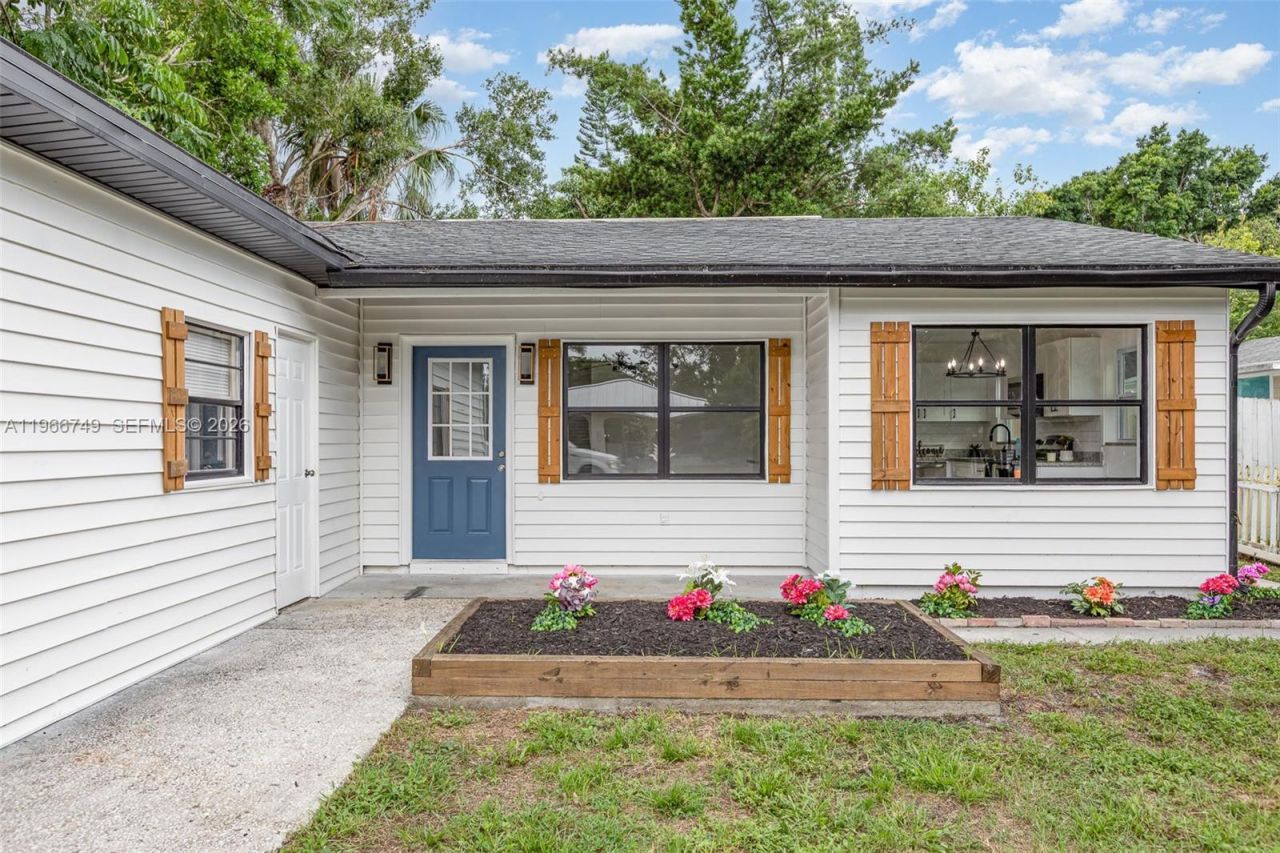 2916 Hawthorne St, Sarasota, FL 34239 Photo