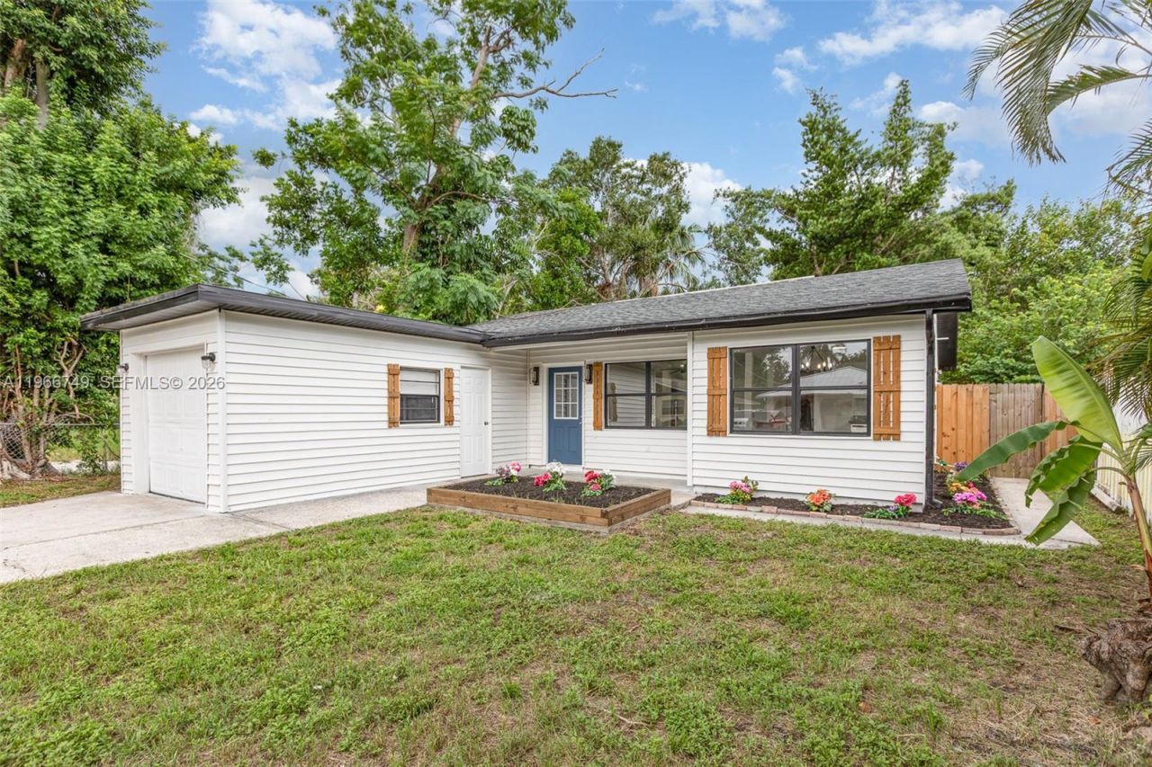 2916 Hawthorne St, Sarasota, FL 34239 Photo