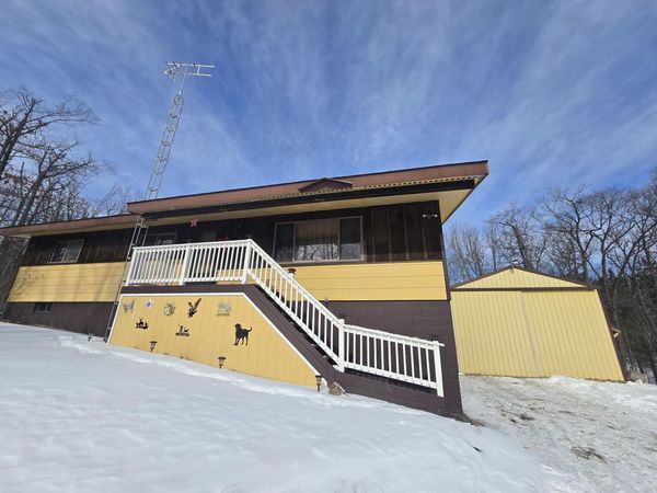 92 Heine Lane, Mio, MI 48647