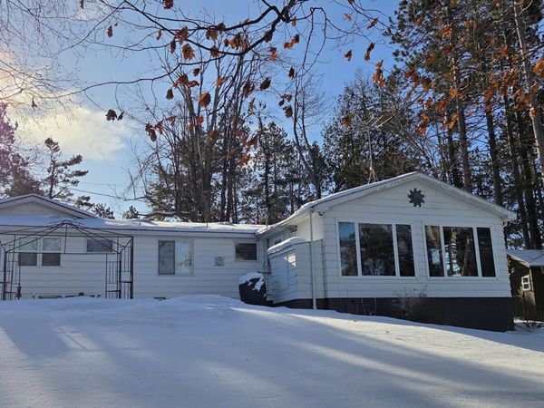 5699 S Smith Road, Cheboygan, MI 49721