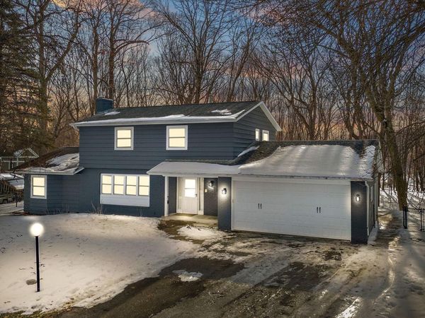 18215 19th Avenue N, Plymouth, MN 55447