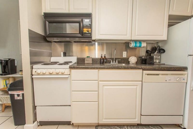 2001 S Ocean Blvd.  Photo 9