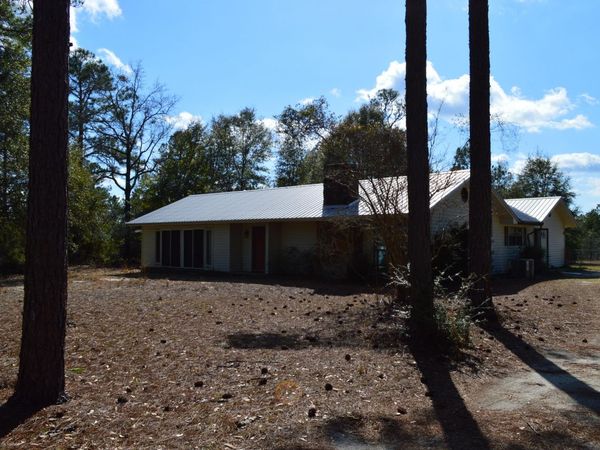 646 Millard Gainey Road, DeFuniak Springs, FL 32435