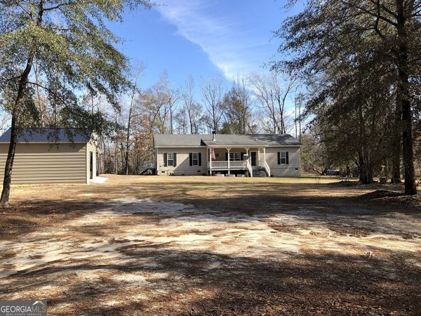 1952 Jump N Run Road, Kite, GA 31049