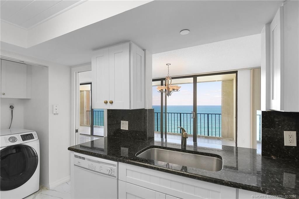 8750 S Ocean Drive, Unit 1635, Jensen Beach, FL 34957 Photo