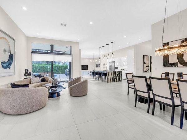 6185 NW 104th Way, Parkland, FL 33076