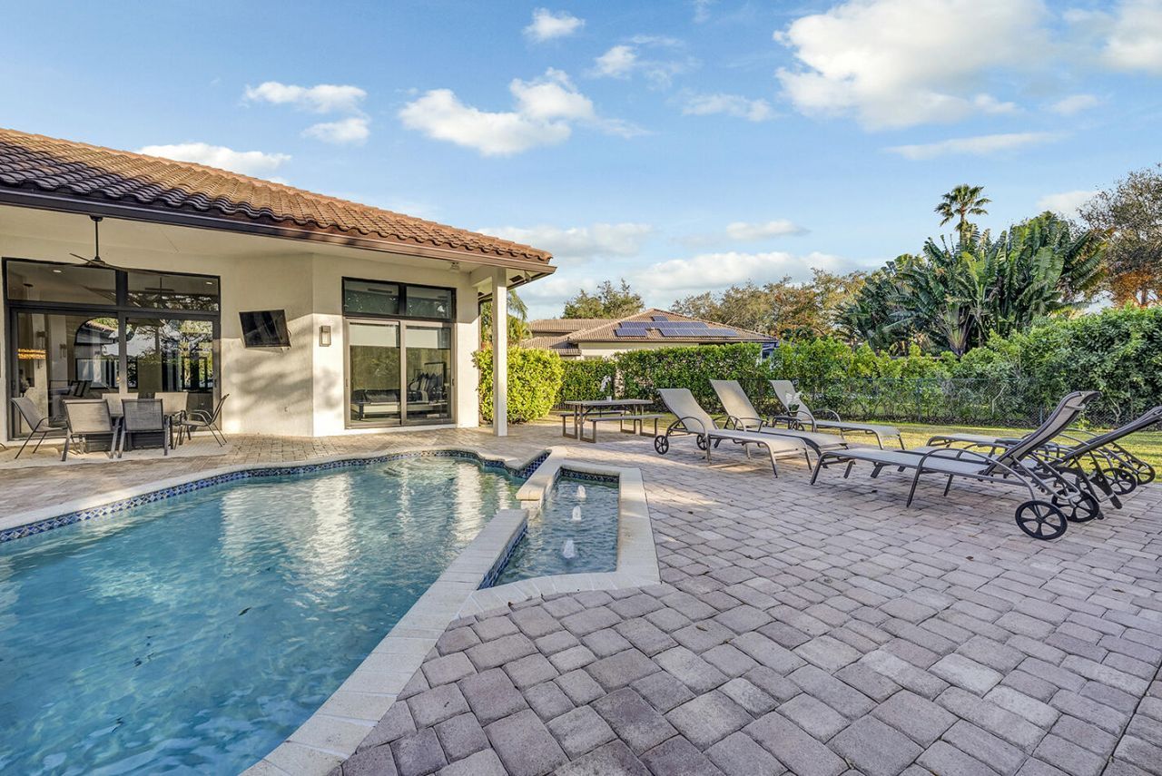 6185 NW 104th Way, Parkland, FL 33076 Photo