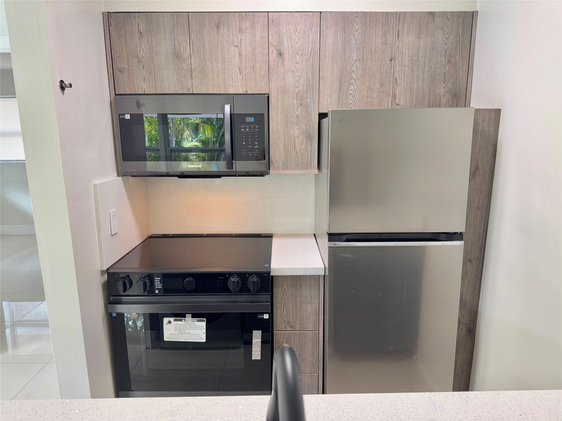 924 NE 17th Terrace, Unit 10, Fort Lauderdale, FL 33304 Photo