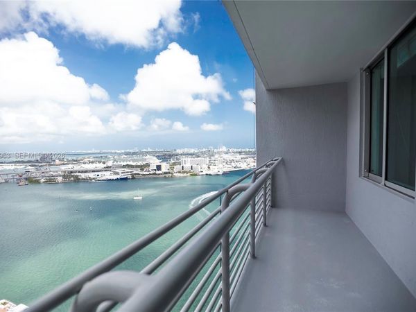 335 S BISCAYNE BL , Unit 3210, Miami, FL 33131