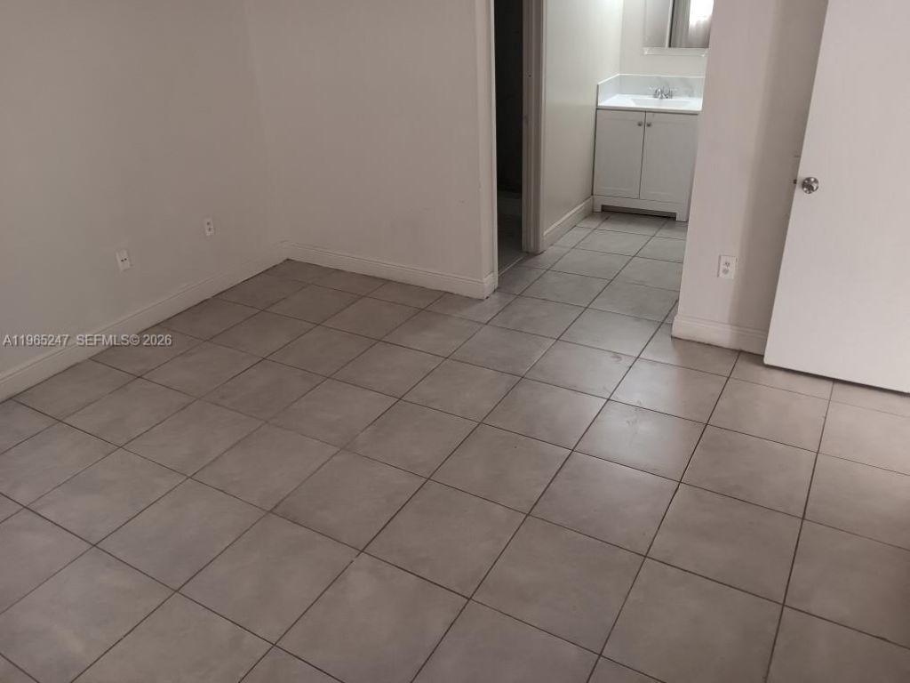 6259 W 24th Ave, Unit 102-8, Hialeah, FL 33016 Photo