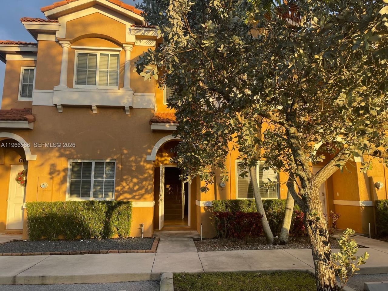 6010 Woodlands Blvd, Tamarac, FL 33319 Photo