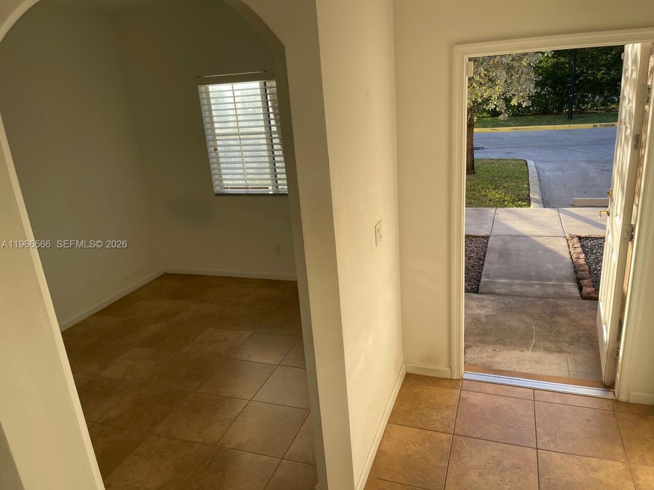 6010 Woodlands Blvd, Tamarac, FL 33319 Photo