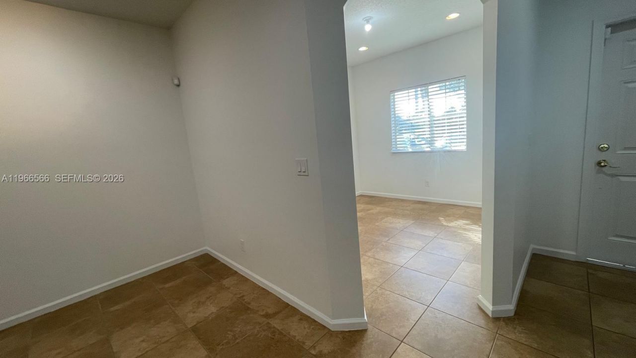 6010 Woodlands Blvd, Tamarac, FL 33319 Photo