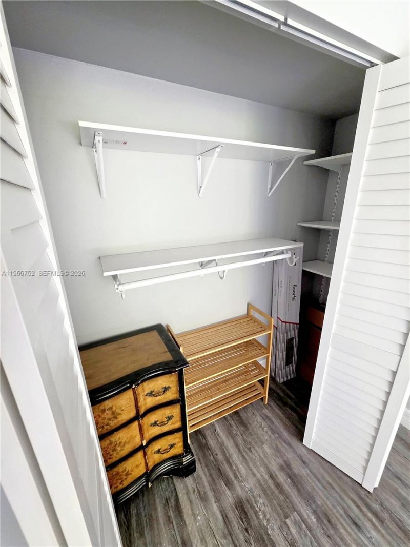 17021 N Bay Rd, Unit 324, Sunny Isles Beach, FL 33160 Photo