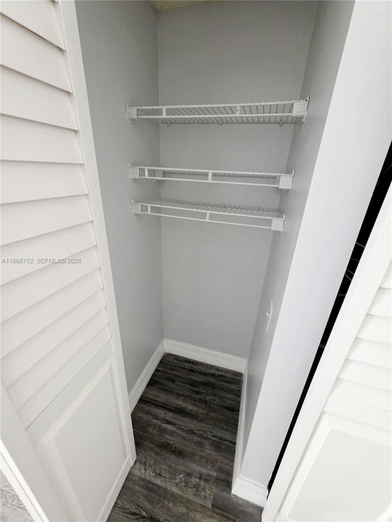 17021 N Bay Rd, Unit 324, Sunny Isles Beach, FL 33160 Photo