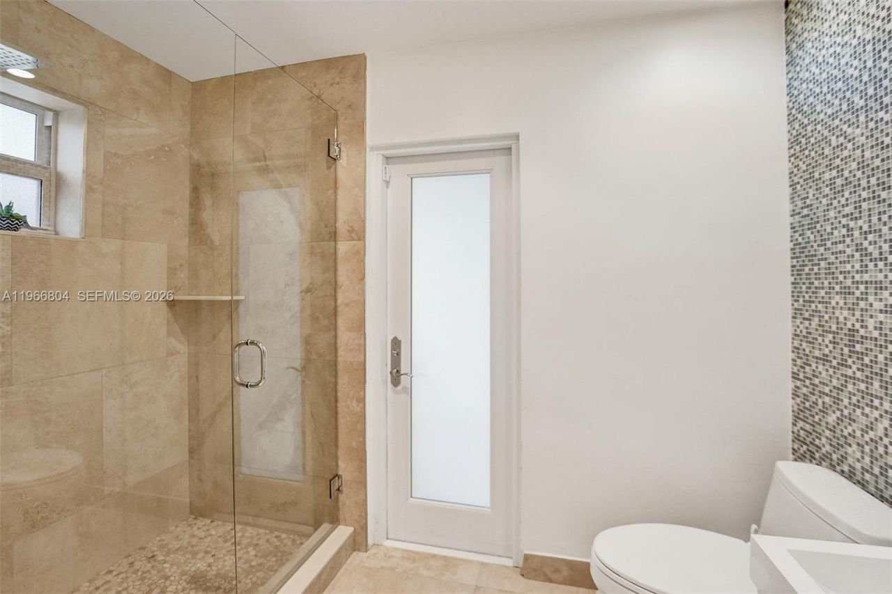 1201 Washington St , Hollywood, FL 33019 Photo