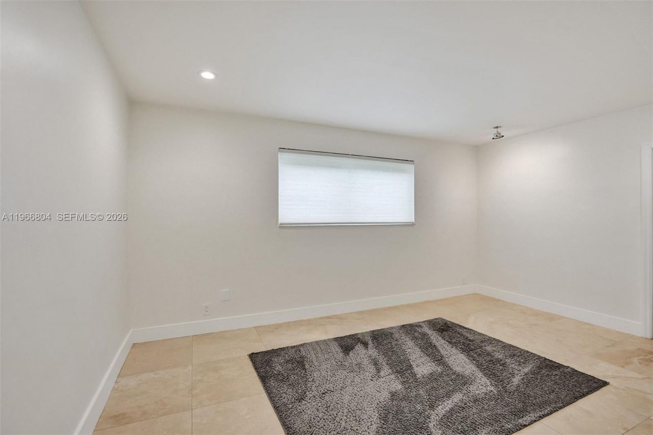 1201 Washington St, Hollywood, FL 33019 Photo