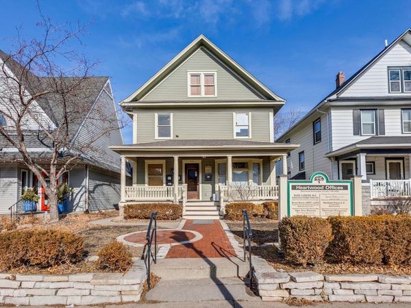 889 Grand Avenue , Saint Paul, MN 55105