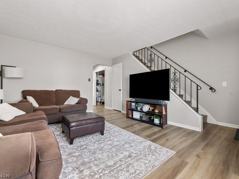 12445 Cleveland Avenue NW, Uniontown, OH 44685 Photo 19