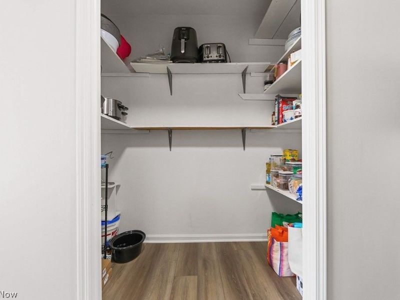 12445 Cleveland Avenue NW, Uniontown, OH 44685 Photo 25