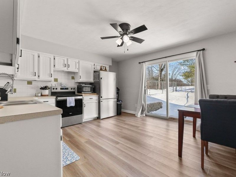 12445 Cleveland Avenue NW, Uniontown, OH 44685 Photo 26