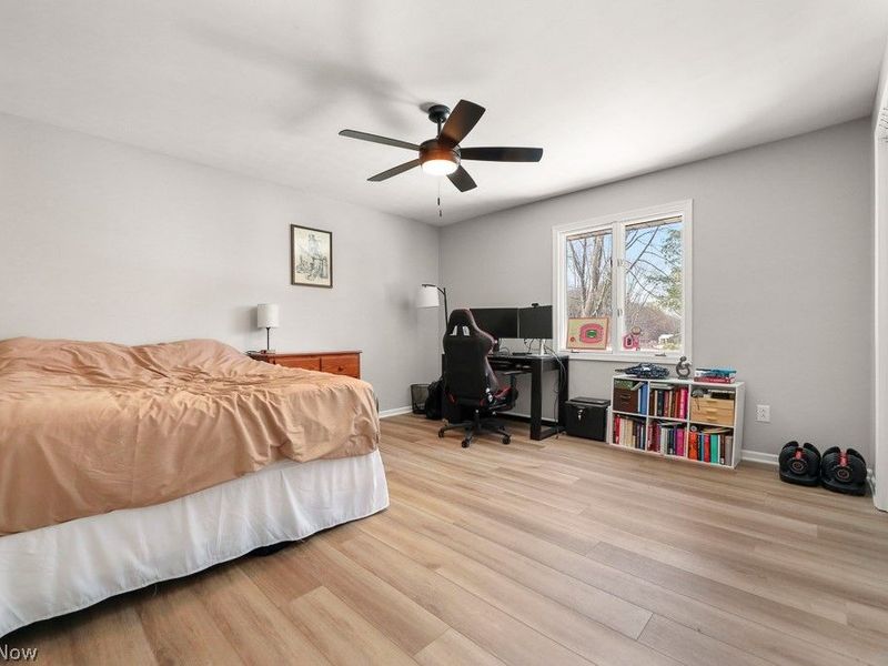 12445 Cleveland Avenue NW, Uniontown, OH 44685 Photo 35